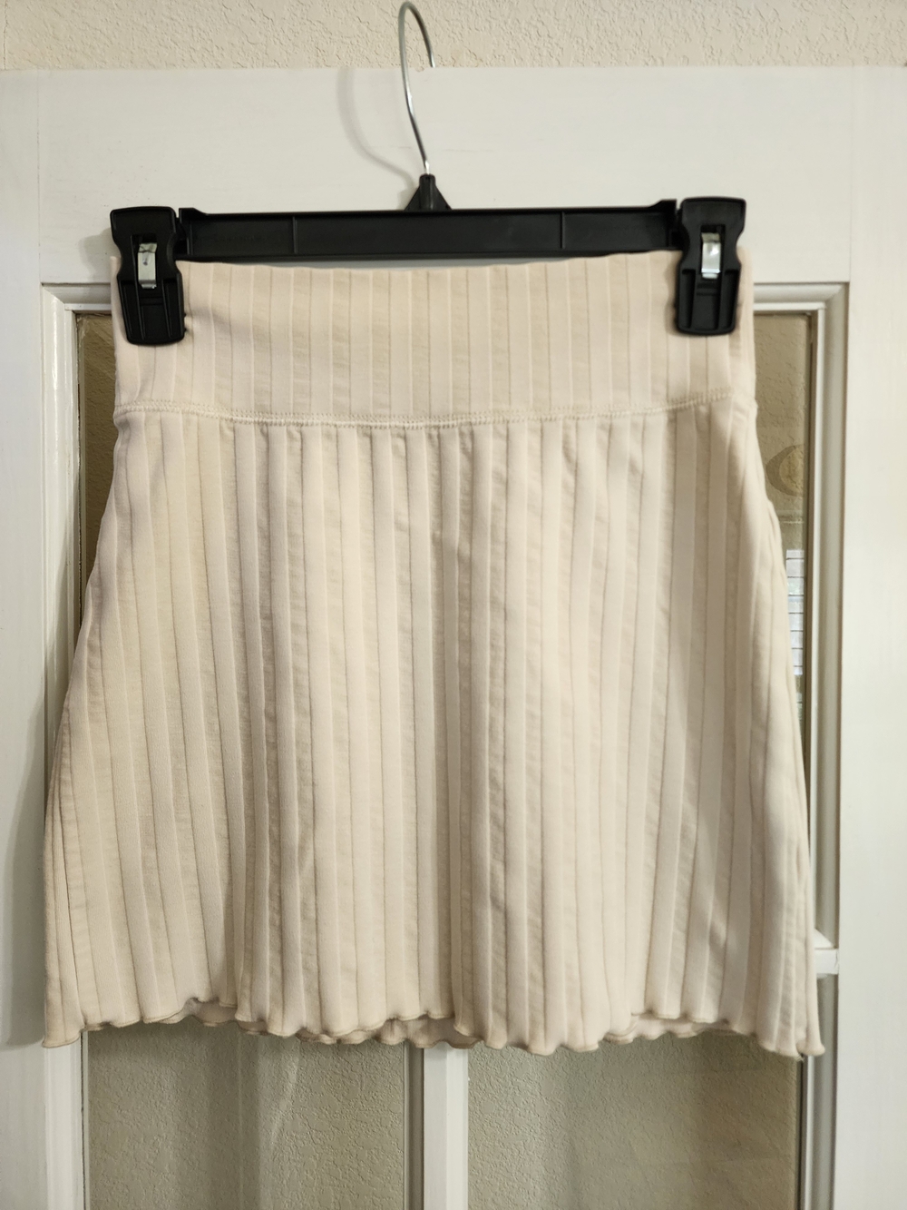 OFFLINE By Aerie Ribbed Mini Skirt XS Cream Lettuce Hem Stretch